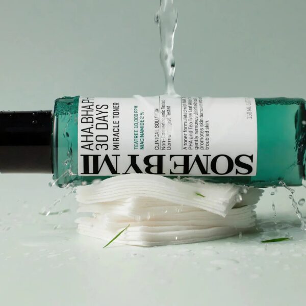 Tónico Miracle Acne Clear AHA-BHA-PHA Toner de SOME BY MI 150ml