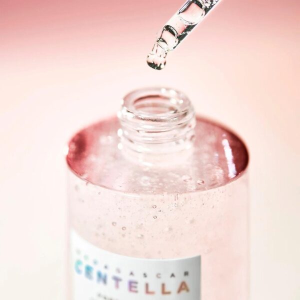 Ampolla Hidratante Madagascar Centella Poremizing Fresh Ampoule de SKIN1004 100ml