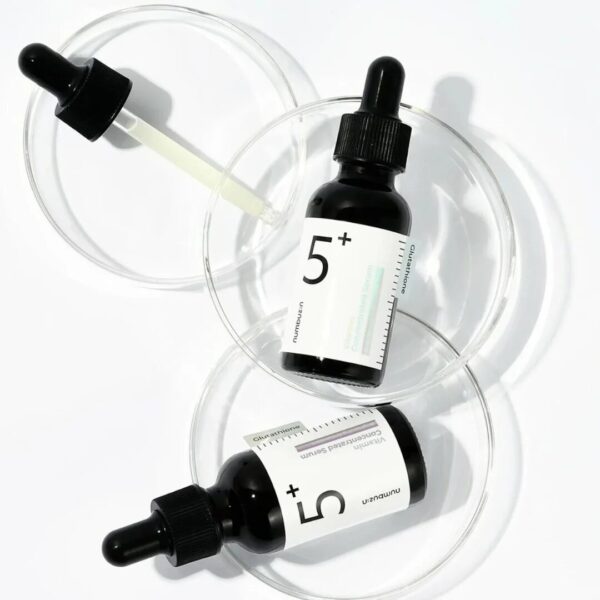Serum aclarante No.5 Vitamin Concentrated Serum de NUMBUZIN 30ml