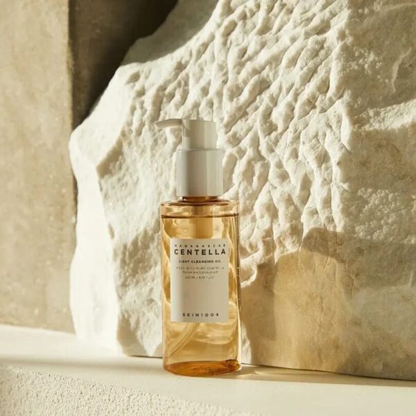 Aceite Limpiador Madagascar Centella Ligth de SKIN1004 200ml