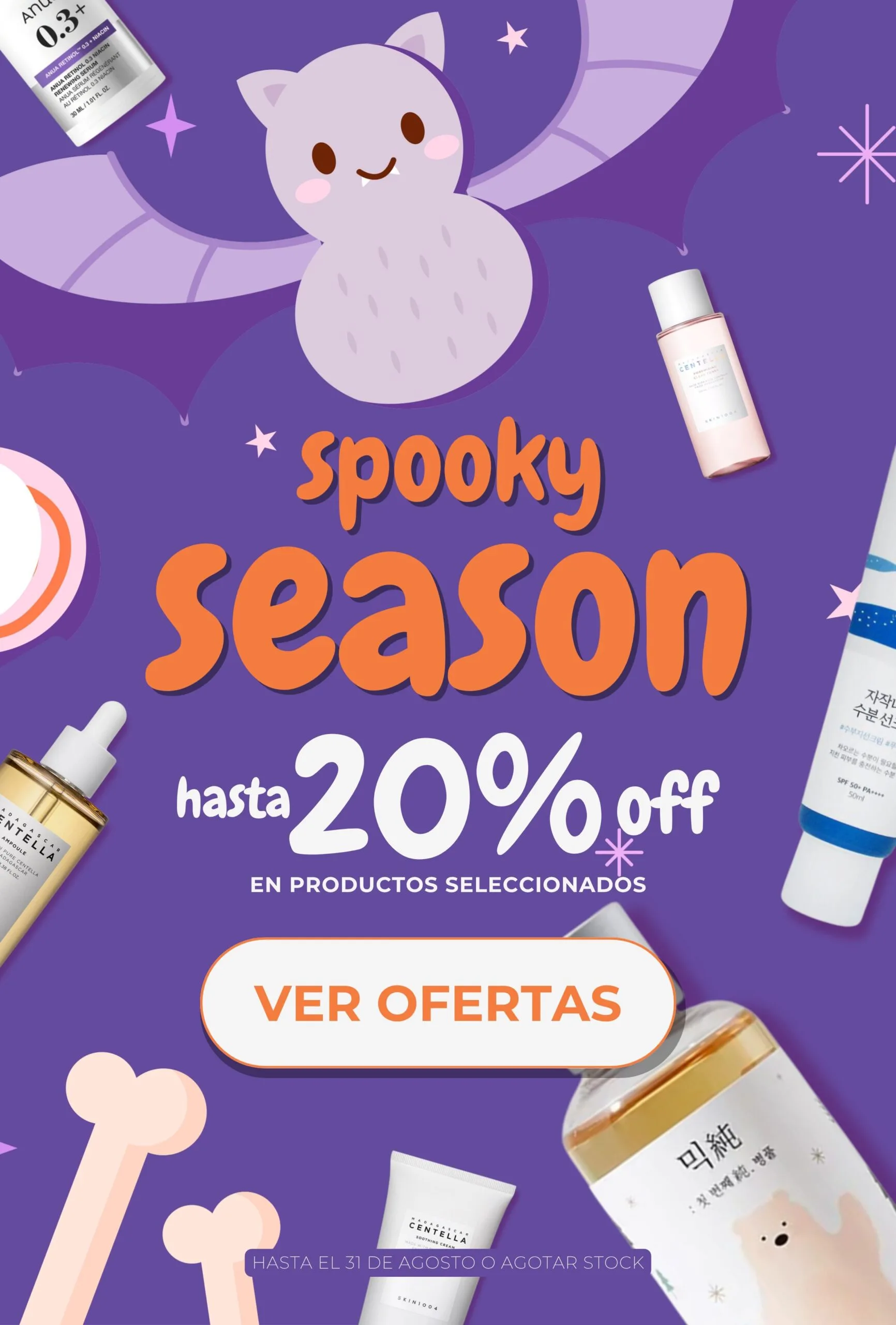 Una mujer sosteniendo un tarro de crema